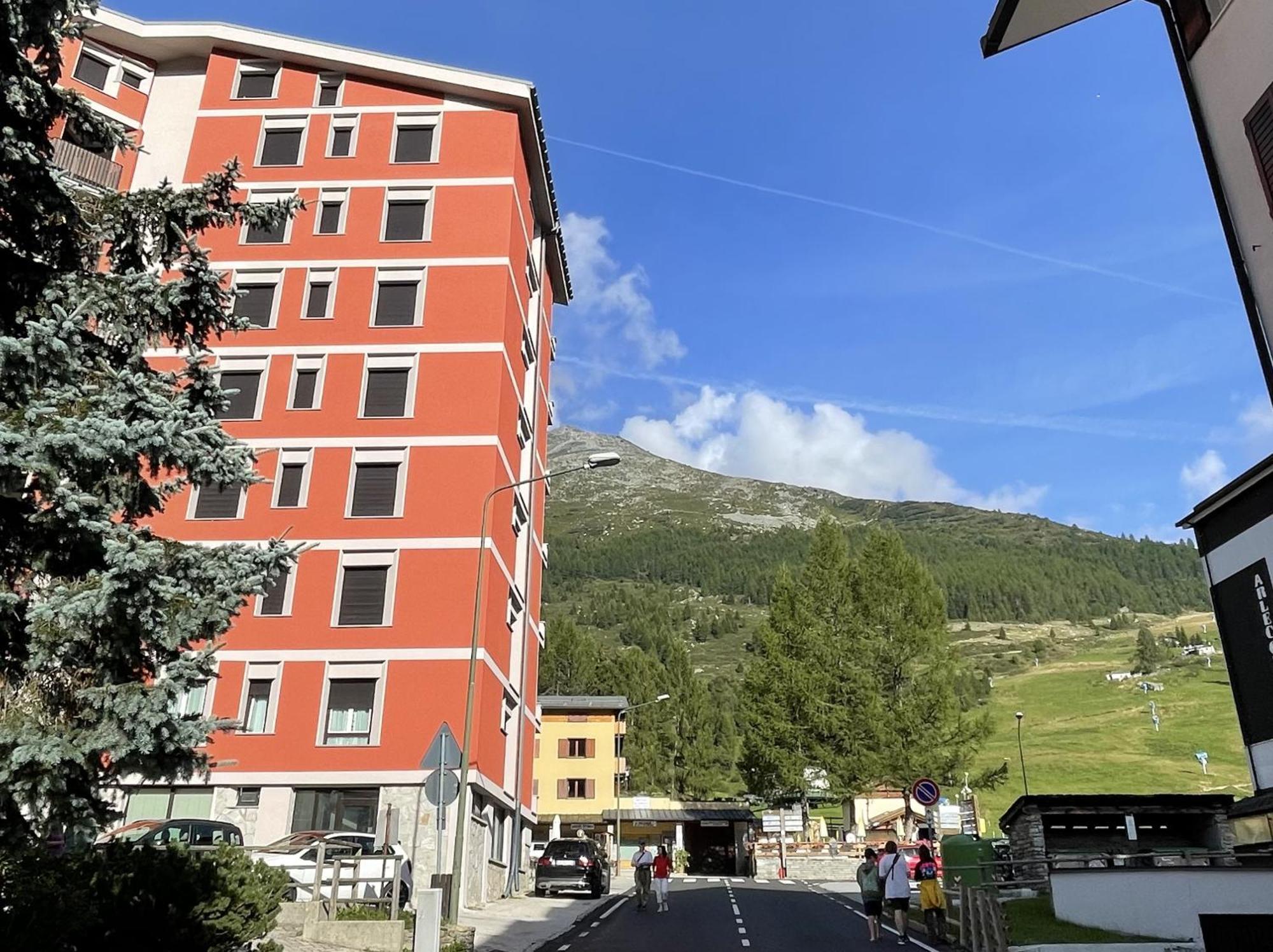 Appartamento Fondo Valle a 1 minuto dalle piste Madesimo Exteriör bild